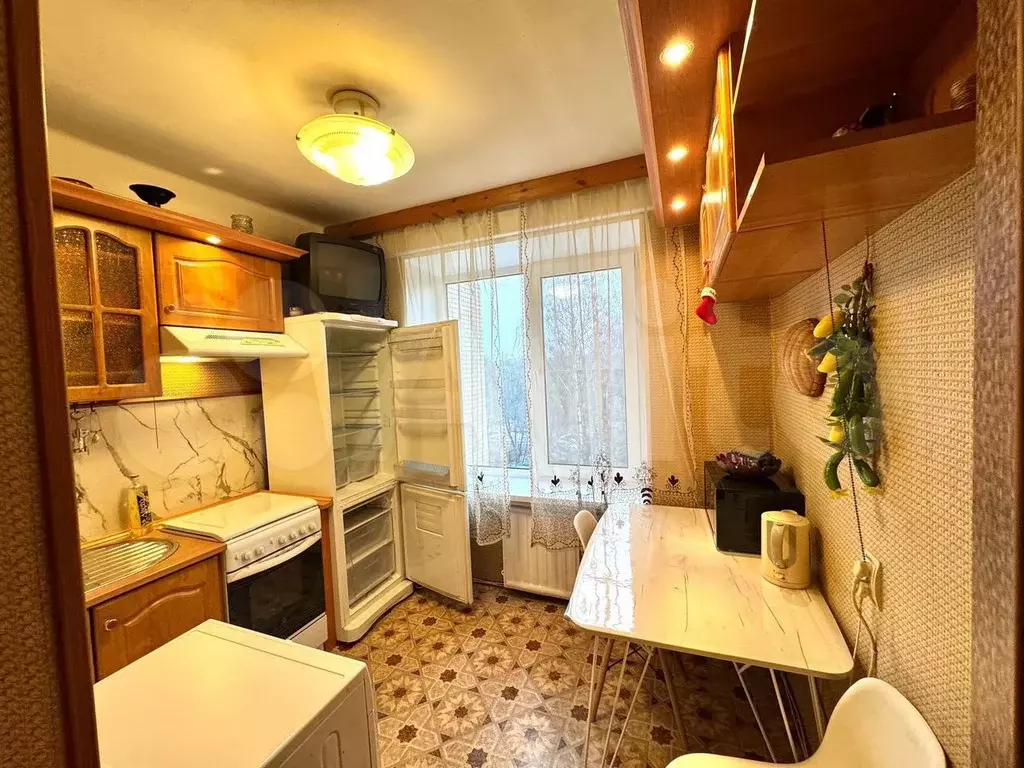 2-к. квартира, 50 м, 5/9 эт. - Фото 1