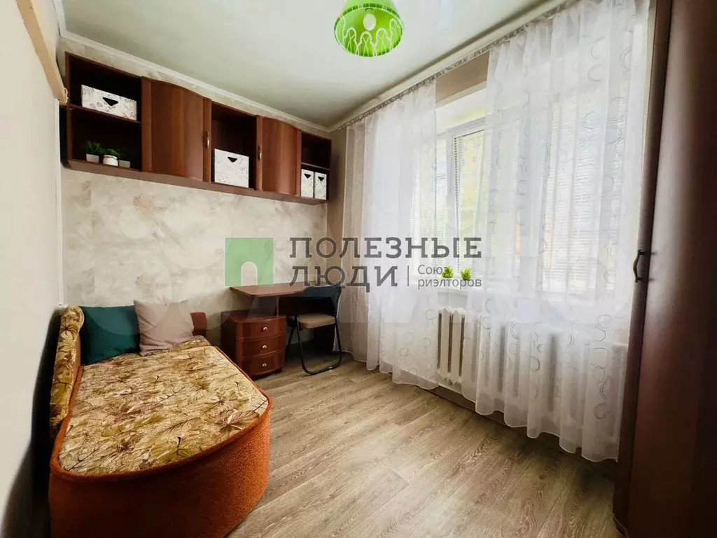 Комната 13,4 м в 4-к., 1/5 эт. - Фото 1