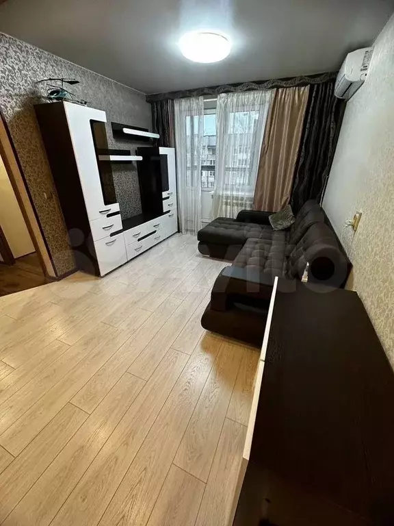 1-к. квартира, 40 м, 4/16 эт. - Фото 1