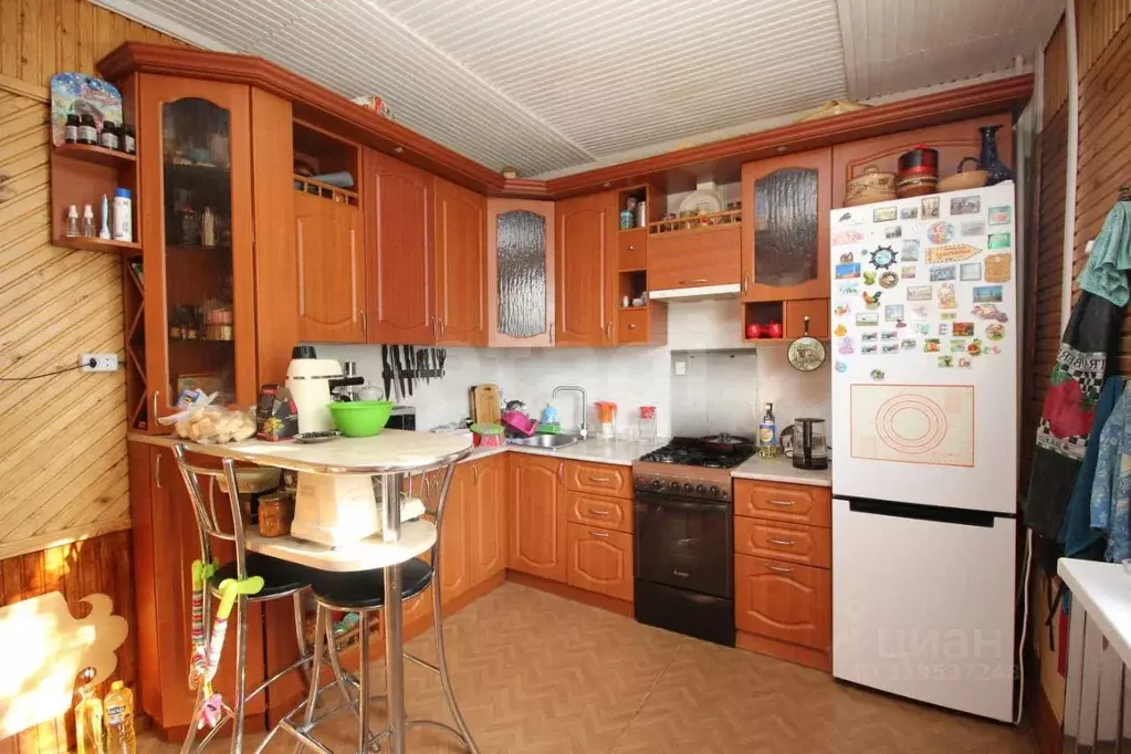 Дом в Вологодская область, Шексна рп, Шексна Южная мкр ул. Искра, 14 ... - Фото 1