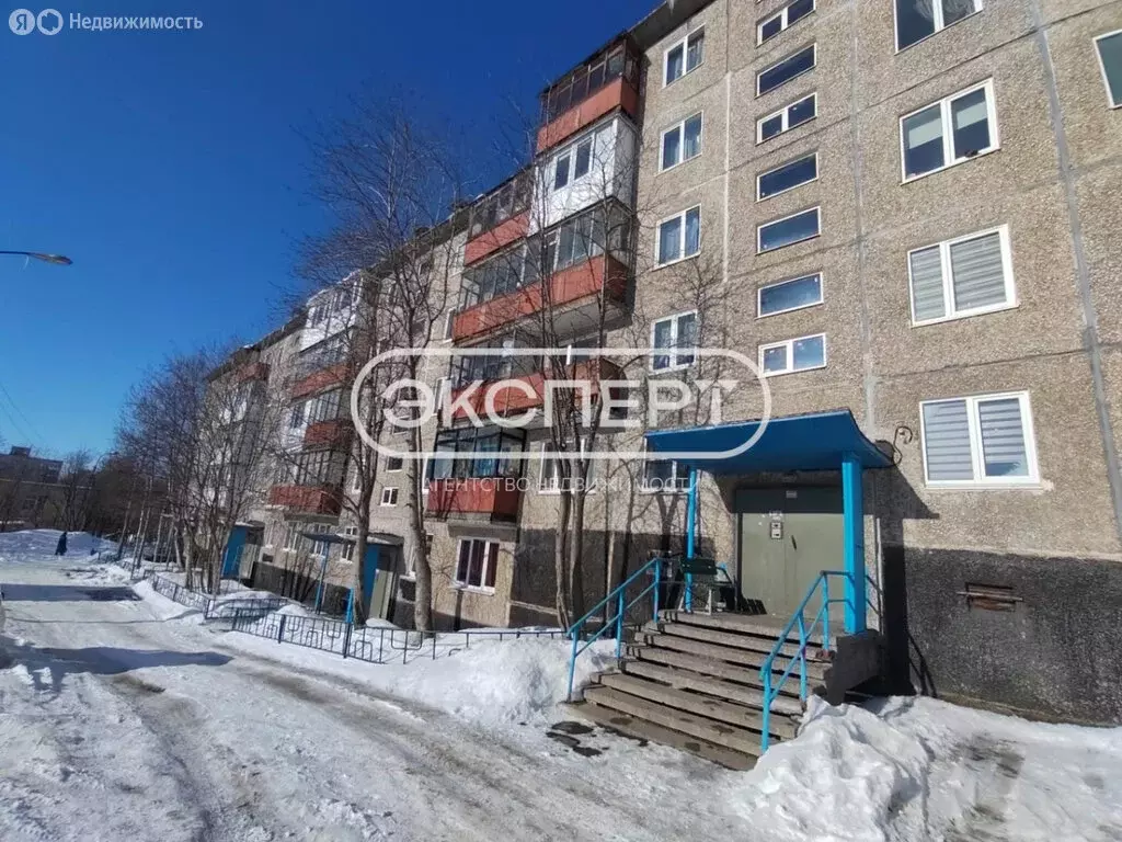 2-комнатная квартира: Мурманск, улица Бочкова, 2 (45 м) - Фото 1