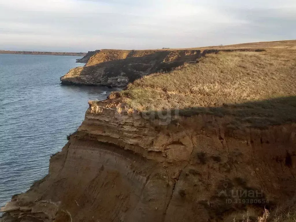 Участок в Крым, Ленинский район, Семисотское с/пос, с. Каменское ул. ... - Фото 0