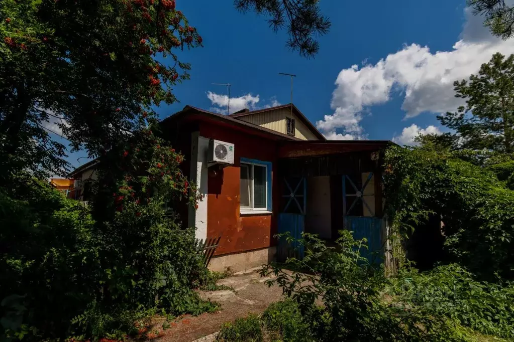 Коттедж в Оренбургская область, Оренбургский район, с. Нежинка ул. ... - Фото 1