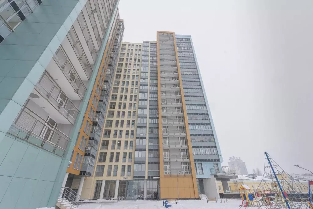 4-к кв. Пермский край, Пермь ул. Революции, 21Б (137.6 м) - Фото 1