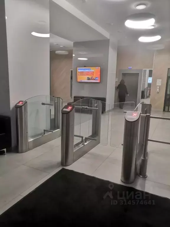 Помещение свободного назначения в Свердловская область, Екатеринбург ... - Фото 2
