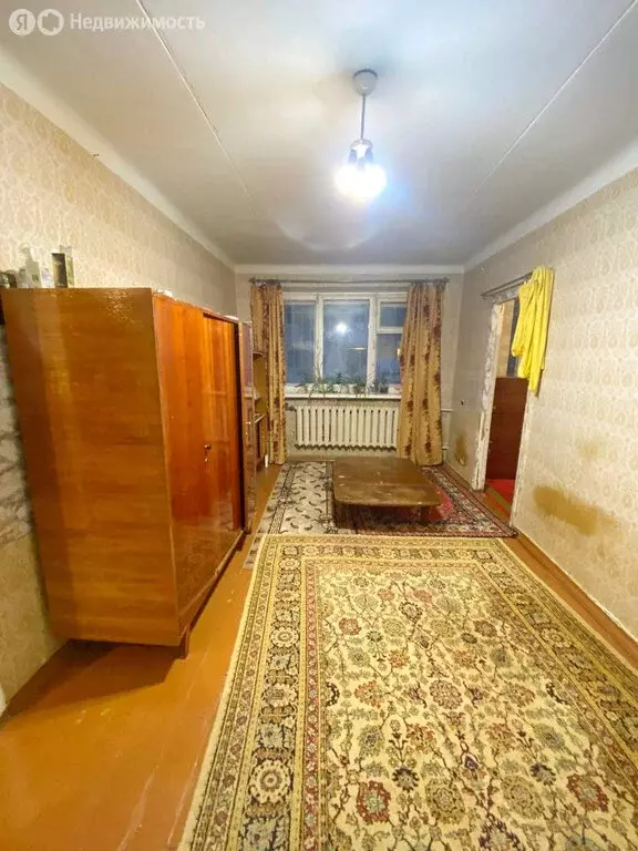 3-комнатная квартира: Калуга, улица Суворова, 153к5 (45 м) - Фото 1