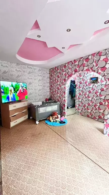 2-к. квартира, 42 м, 1/4 эт. - Фото 1