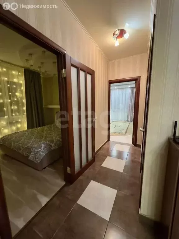 2-комнатная квартира: Калининград, Юбилейная улица, 8 (55 м) - Фото 1