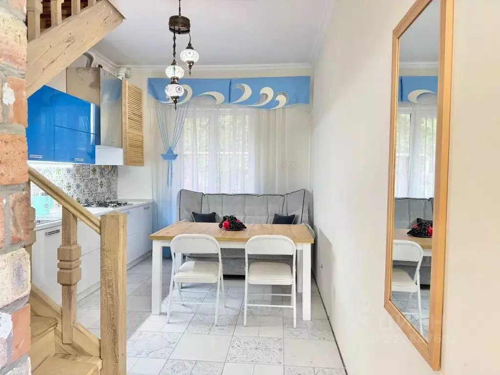 2-к кв. Крым, Ялта муниципальный округ, Советское пгт 6Ж (50.0 м) - Фото 1