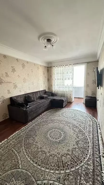 1-к. квартира, 40 м, 6/10 эт. - Фото 1