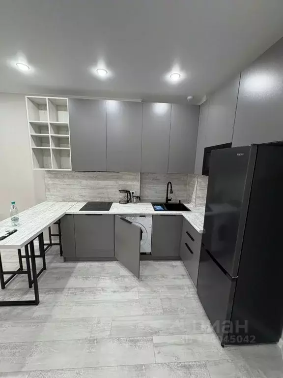 1-к кв. Татарстан, Альметьевск ул. Гафиатуллина, 48 (40.0 м) - Фото 1