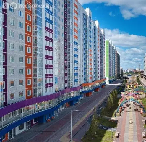 2-комнатная квартира: Тюмень, улица Федюнинского, 60к1 (59 м) - Фото 1