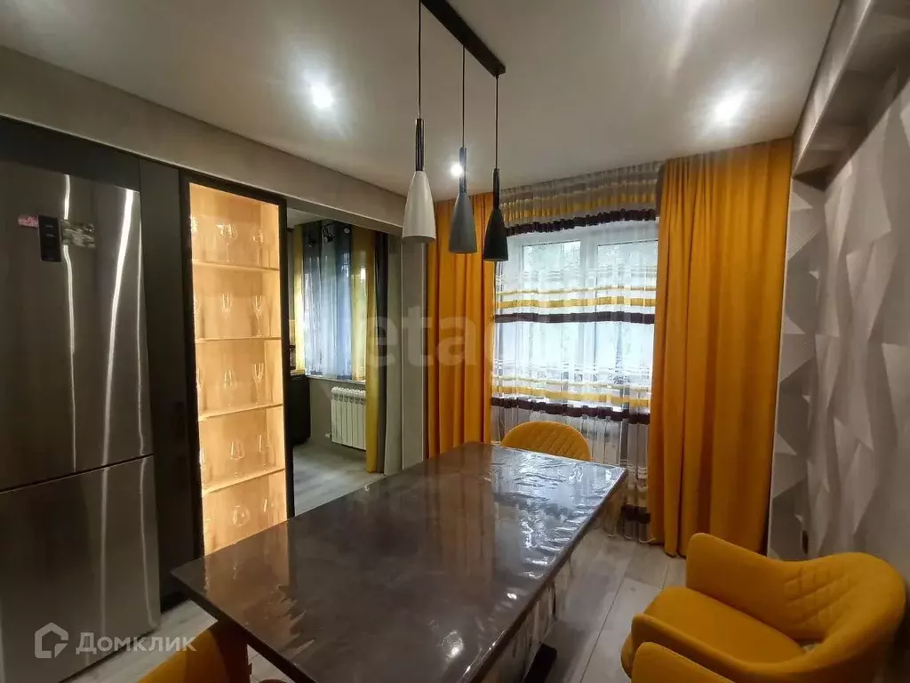 Продаётся 4-к квартира, 59.6 м - Фото 1