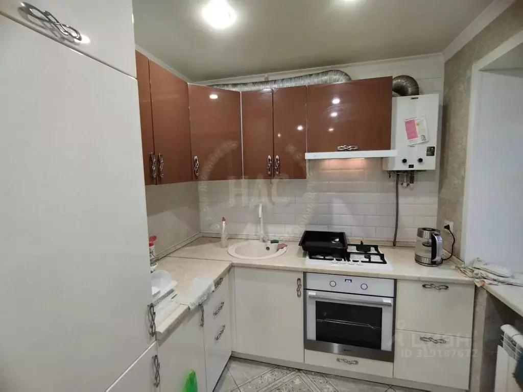 2-к кв. Курская область, Курск ул. Карла Маркса, 72к9 (44.0 м) - Фото 0