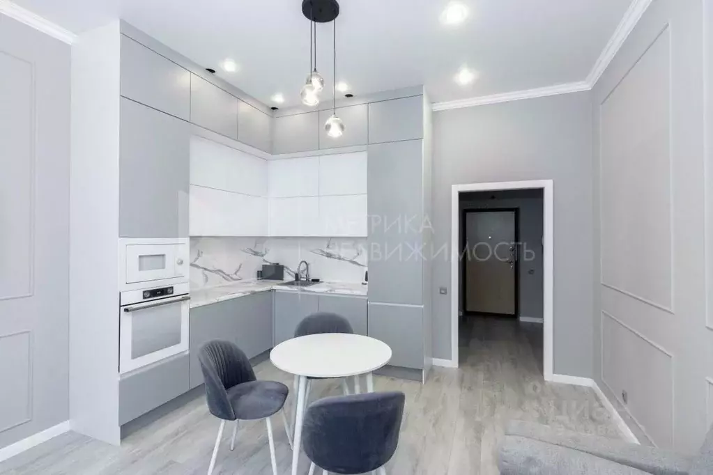 1-к кв. Тюменская область, Тюмень ул. Фармана Салманова, 14 (43.0 м) - Фото 1