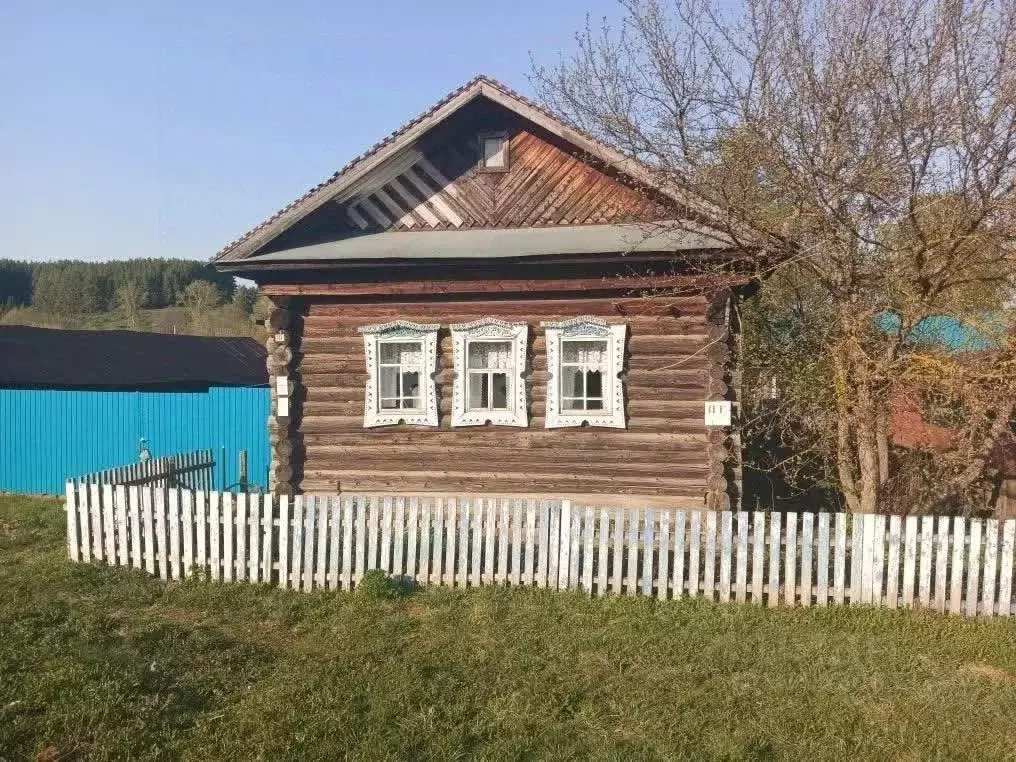 Дом в Удмуртия, Алнашский район, д. Варзибаш Центральная ул., 10 (65 ... - Фото 1