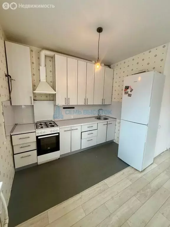 Квартира-студия: деревня Бородино, Варшавское шоссе, 73к2 (40 м) - Фото 1