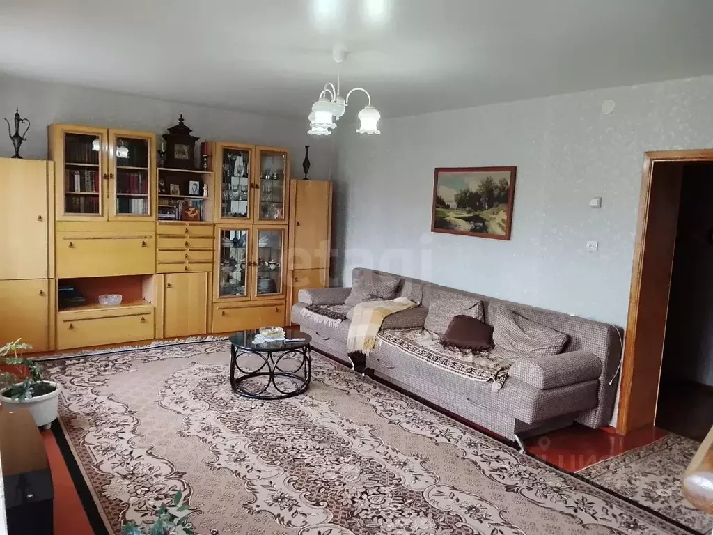 Дом в Алтайский край, Бийск пер. Прямой, 10В (185 м) - Фото 1