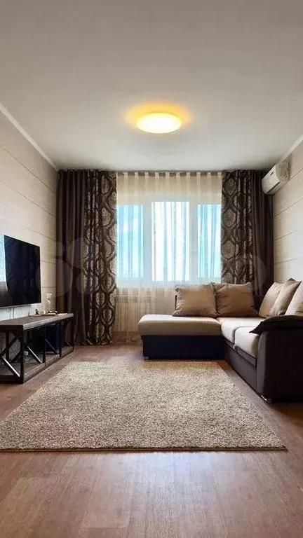 2-к. квартира, 52 м, 5/9 эт. - Фото 0