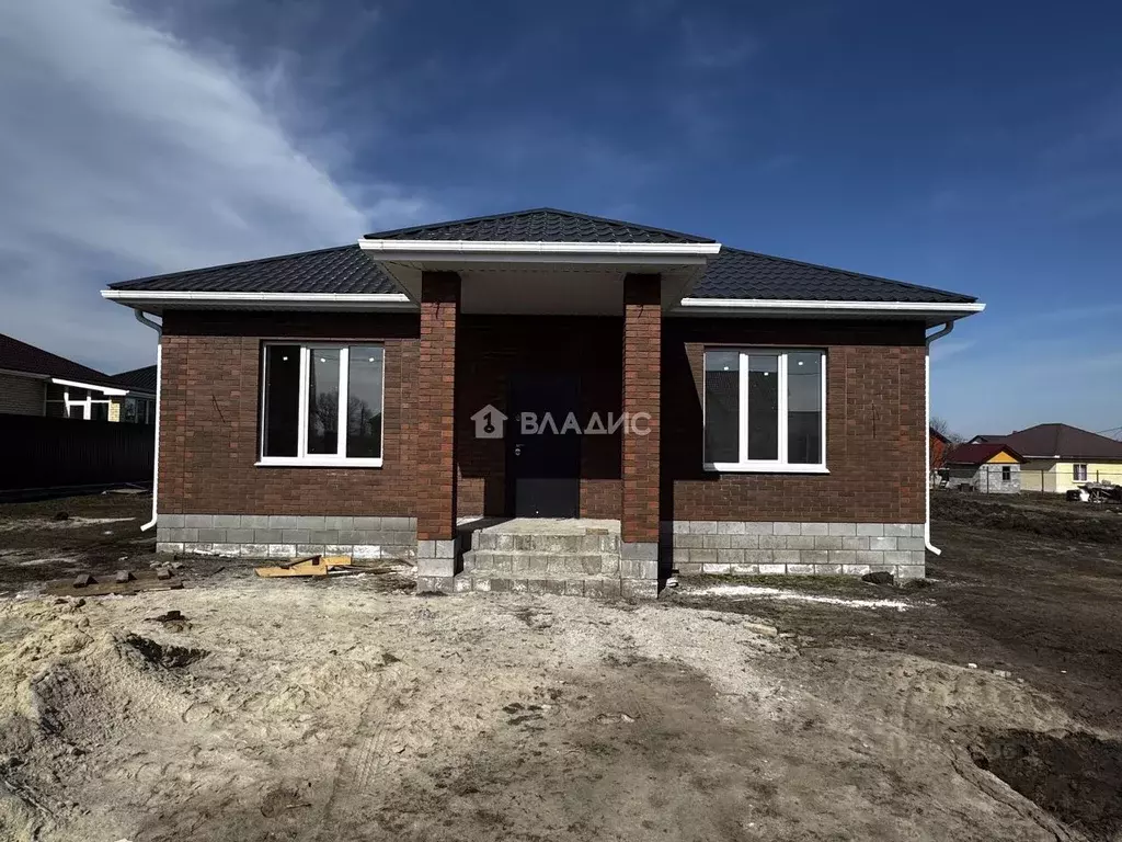 Дом в Белгородская область, Белгородский район, Пушкарское с/пос, с. ... - Фото 1