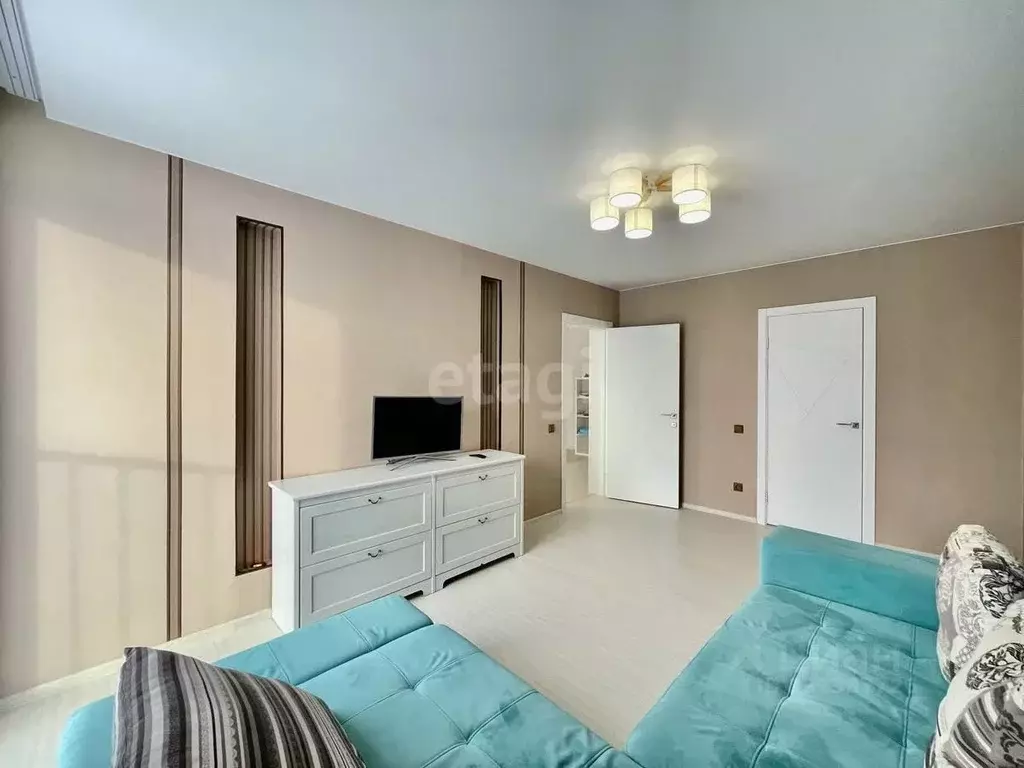 2-к кв. Тюменская область, Тюмень ул. Михаила Сперанского, 43 (60.0 м) - Фото 1