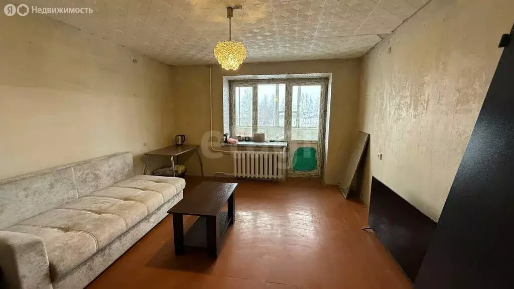 4-комнатная квартира: Бирск, улица 8 Марта, 38А (74 м) - Фото 1