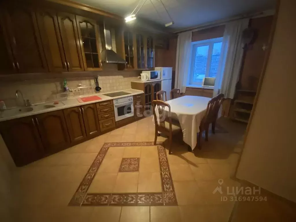 3-к кв. Белгородская область, Белгород Народный бул., 32 (90.4 м) - Фото 0