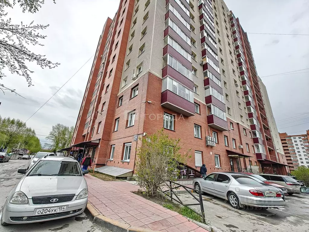 Офис в Новосибирская область, Новосибирск ул. Бориса Богаткова, 67 (37 ... - Фото 0