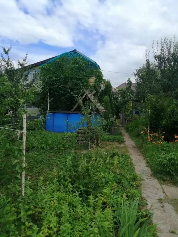 Дом в Саратовская область, Энгельсский район, Красноярское ... - Фото 1