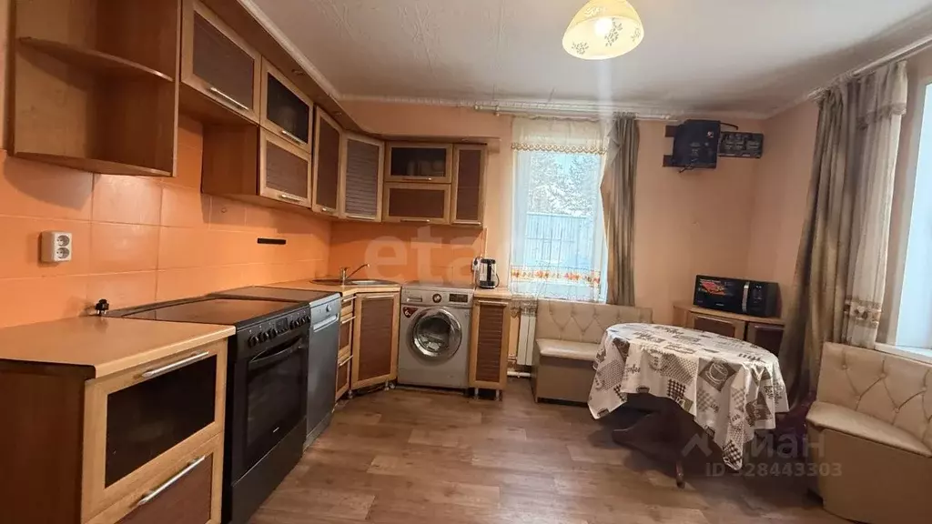 Дом в Бурятия, Улан-Удэ 118-й мкр, 32Б (144 м) - Фото 1