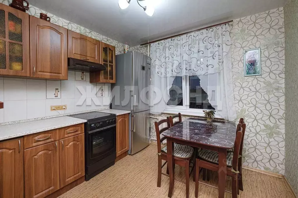 2-к кв. Новосибирская область, Новосибирск Тенистая ул., 27 (54.4 м) - Фото 1