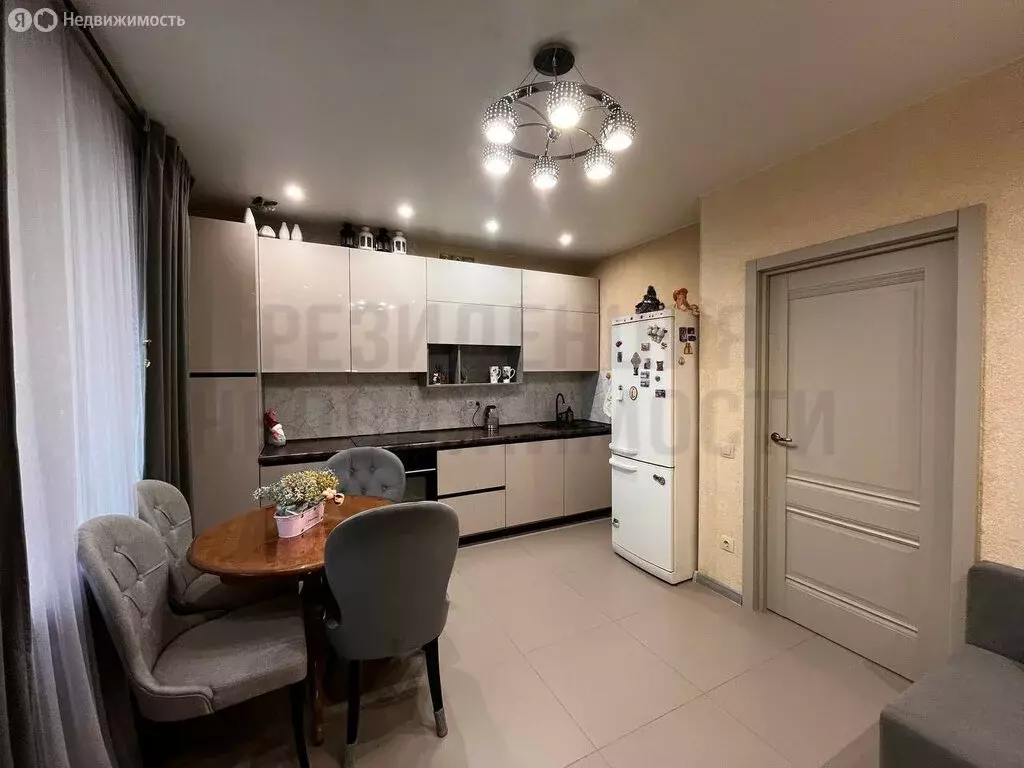 2-комнатная квартира: Самара, Арцыбушевская улица, 45 (70 м) - Фото 1