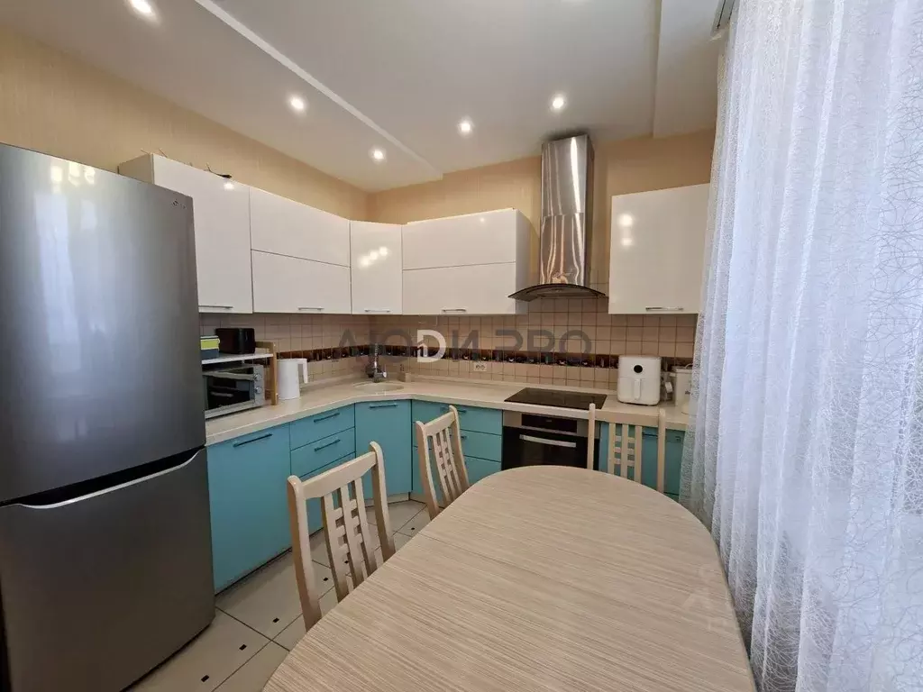 3-к кв. Кировская область, Киров ул. Пятницкая, 56к1 (95.1 м) - Фото 1