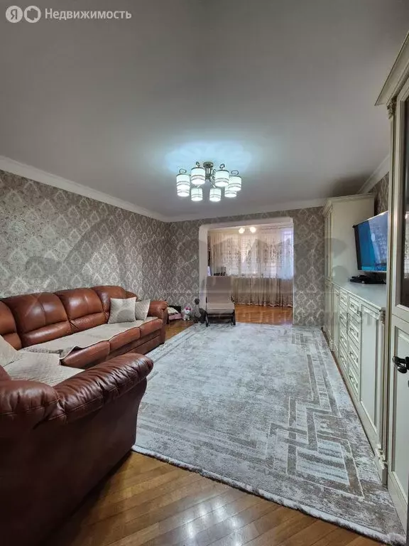 3-комнатная квартира: Владикавказ, Весенняя улица, 7 (99.7 м) - Фото 1