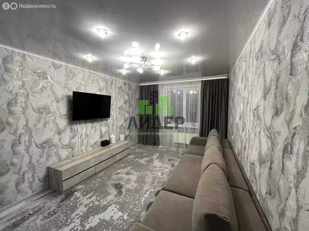 2-комнатная квартира: Агидель, Комсомольский бульвар, 6 (41.5 м) - Фото 1