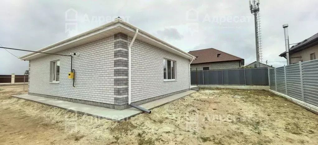 Дом в Волгоградская область, Городище рп ул. Вязов (90 м) - Фото 1