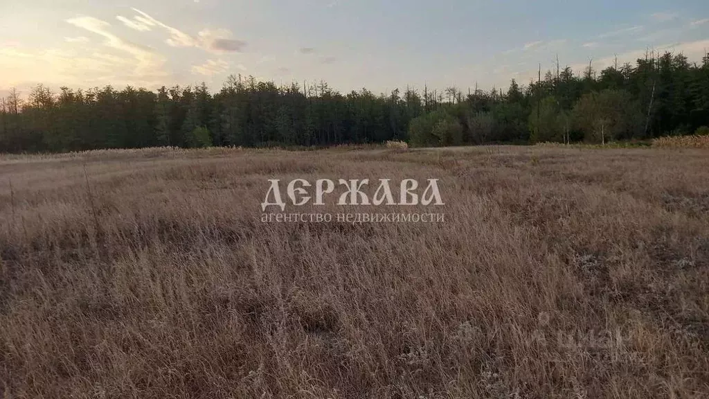 Участок в Белгородская область, Старооскольский городской округ, с. ... - Фото 1