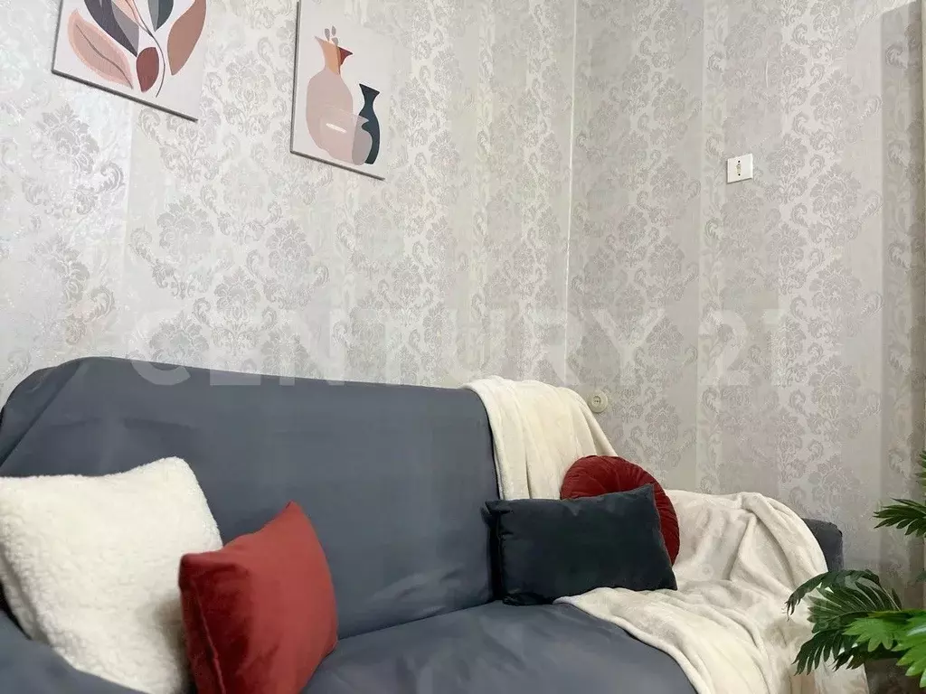 2-к кв. Ленинградская область, Гатчина Соборная ул., 24Б (42.5 м) - Фото 1