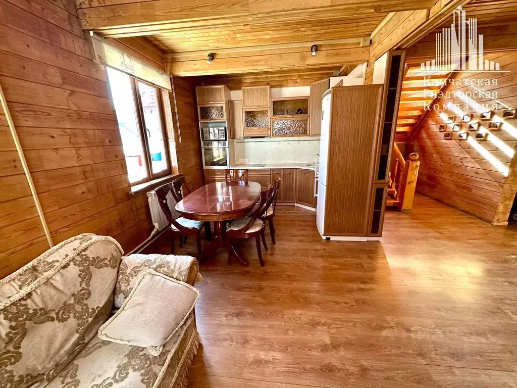 Дом в Камчатский край, Елизовский район, Пионерское с/пос, пос. ... - Фото 2