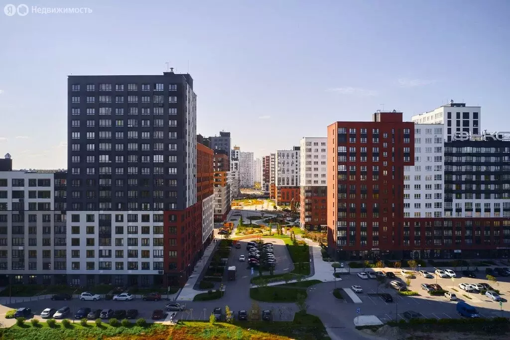 Квартира-студия: деревня Патрушева, улица Петра Ершова, 12 (31.4 м) - Фото 1