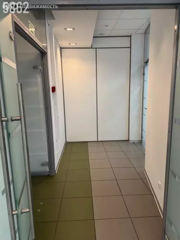 Помещение свободного назначения (100 м) - Фото 2