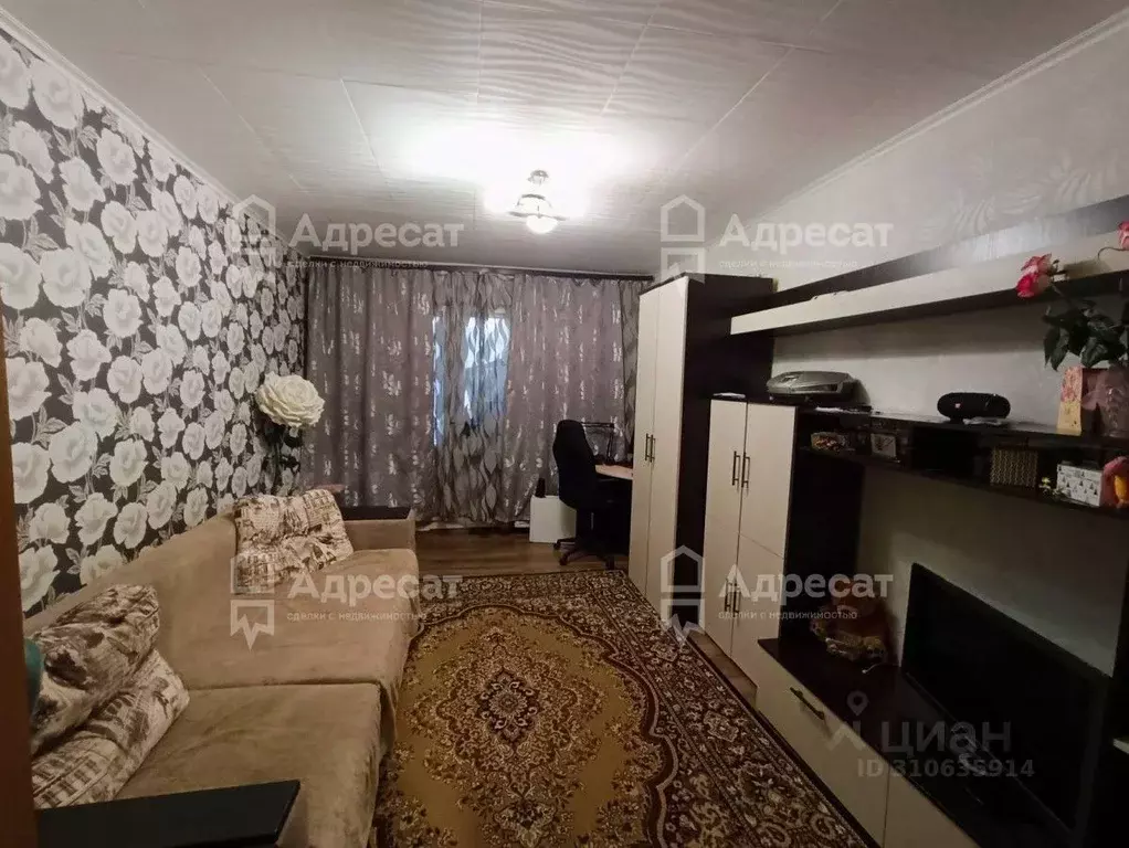 3-к кв. Волгоградская область, Волгоград ул. Одоевского, 50 (62.8 м) - Фото 0