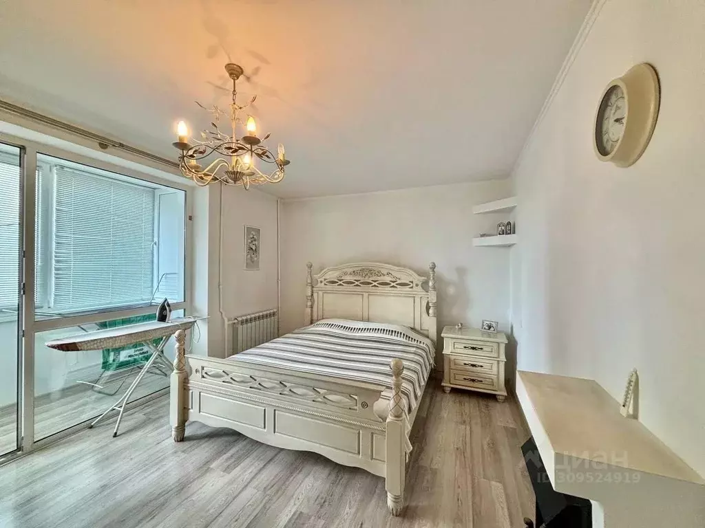 1-к кв. Крым, Евпатория просп. Победы, 52 (39.7 м) - Фото 1