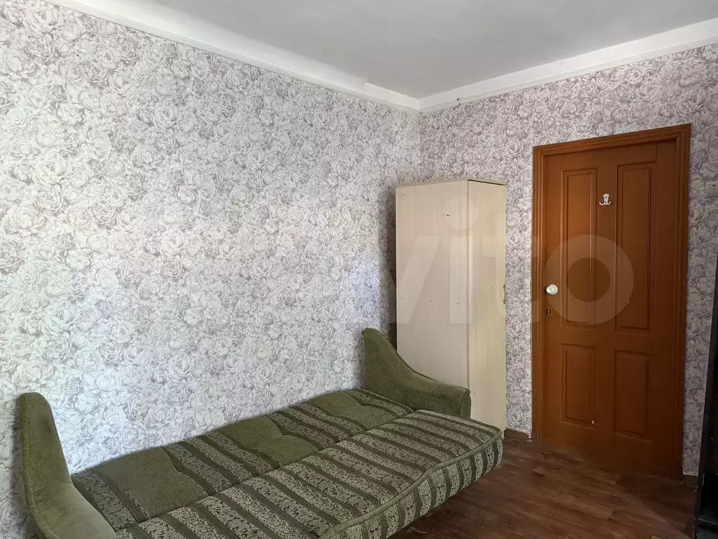Комната 13,2 м в 4-к., 1/5 эт. - Фото 1