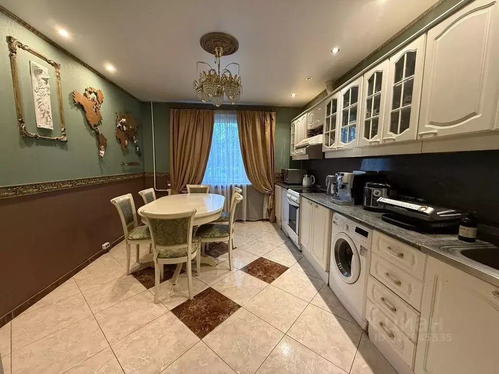 3-к кв. Санкт-Петербург Парашютная ул., 18 (80.0 м) - Фото 0