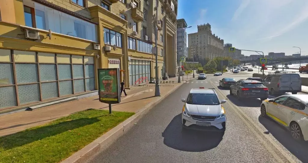 Торговая площадь в Москва Смоленская наб., 12/31 (745 м) - Фото 1