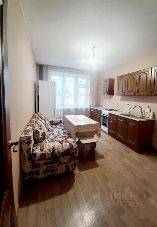 2-к кв. Тюменская область, Тюмень ул. Александра Протозанова, 18к1 ... - Фото 1