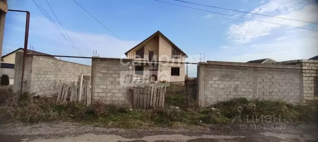 Дом в Дагестан, Дербентский район, Мамедкала городское поселение, ... - Фото 1