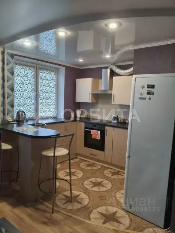 1-к кв. Тюменская область, Тюмень ул. Пермякова, 79 (50.0 м) - Фото 2