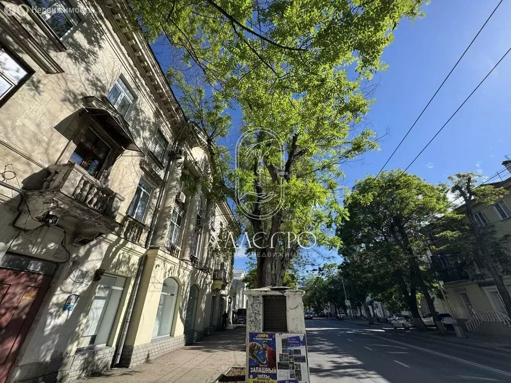 3-комнатная квартира: Севастополь, улица Ленина, 33 (70 м) - Фото 1